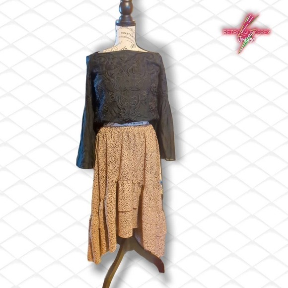 Vonda Retro Polka Dot Ruffle High Low Peasant Skirt - Picture 5 of 6